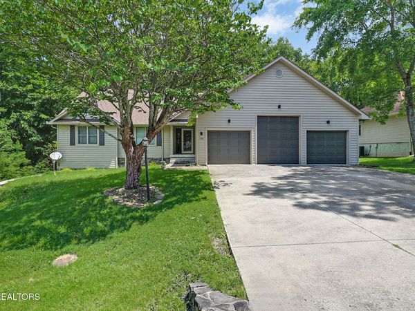 108 Kenwood Drive, Fairfield Glade, TN 38558