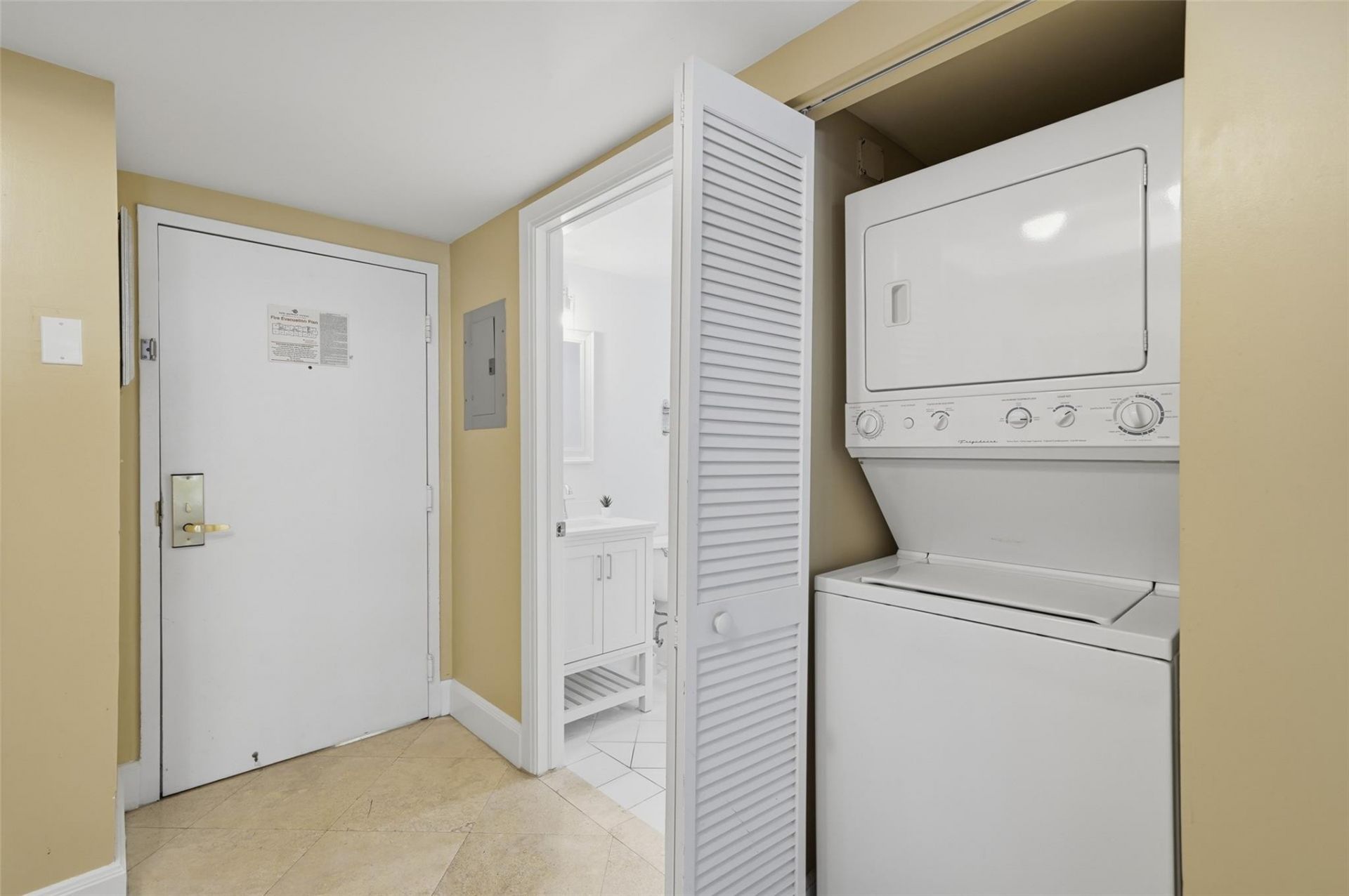 2951 S Bayshore Drive, Unit 315, Miami, FL 33133 Photo