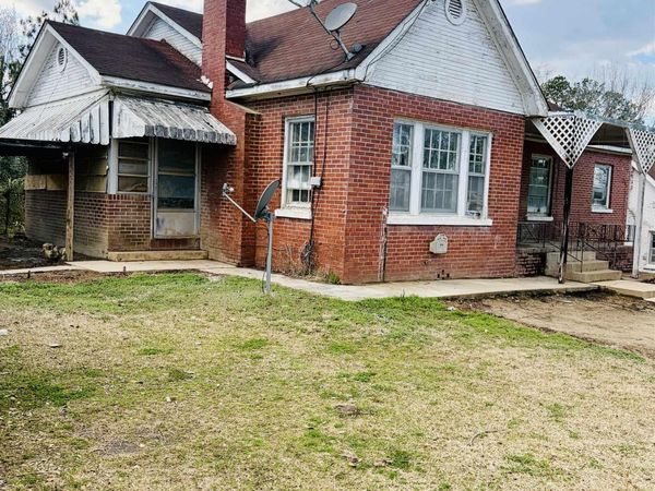 515 Elm Avenue, Gadsden, AL 35903