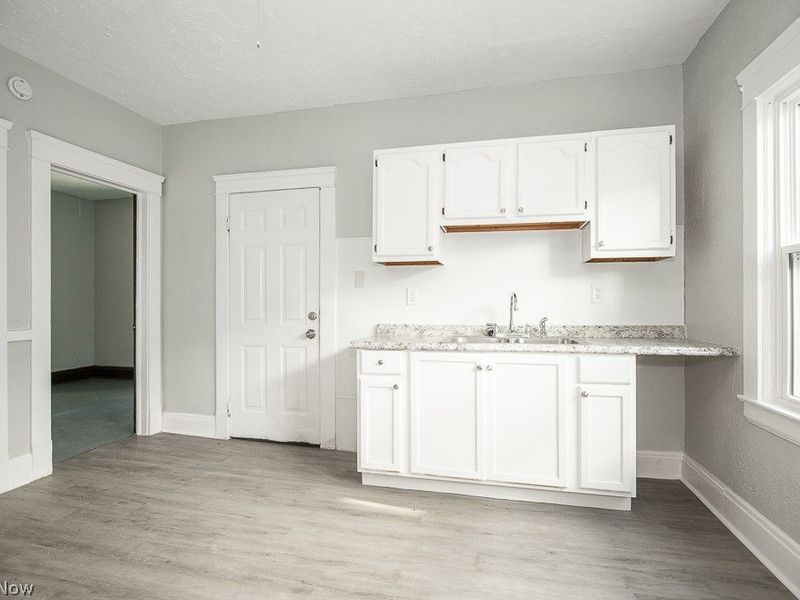 11701 Ablewhite Avenue, Cleveland, OH 44108 Photo 13