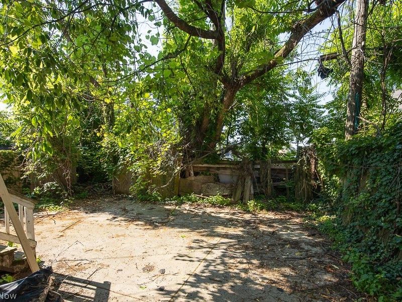 11701 Ablewhite Avenue, Cleveland, OH 44108 Photo 30