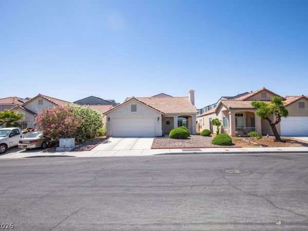 8437 Cinnamon Hill Avenue , Las Vegas, NV 89129