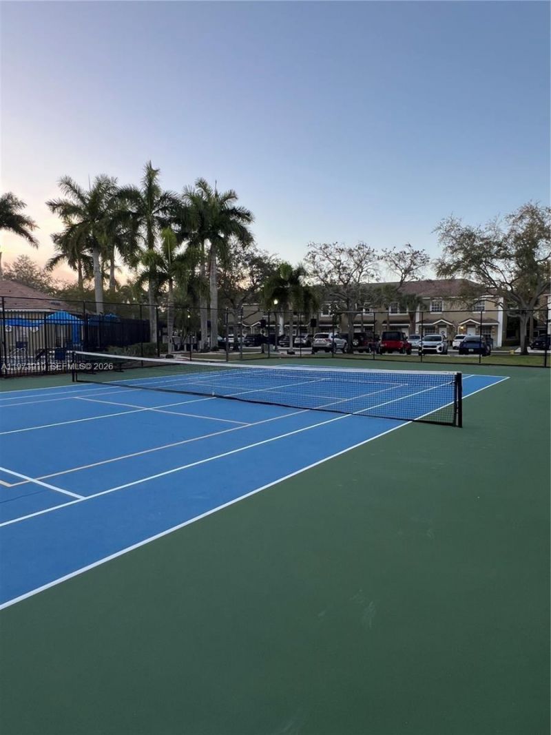 12140 SW 4th St, Pembroke Pines, FL 33025 Photo