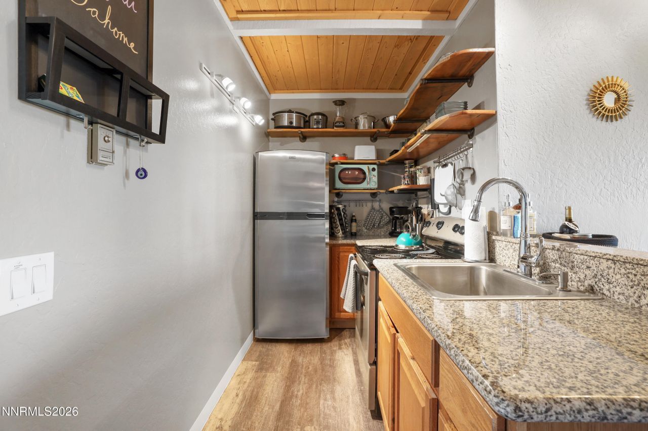 331 Tramway Drive, Unit 16, Stateline, NV 89449 Photo