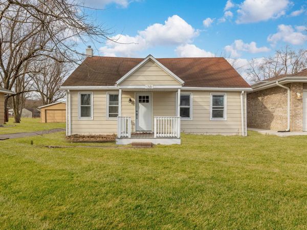 38 N Rebecca Street , Glenwood, IL 60425