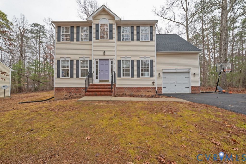 608 Cicero Drive , Ruther Glen, VA 22546 Main Photo