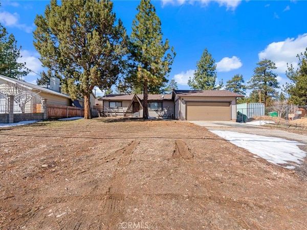 313 Greenspot, Big Bear City, CA 92314