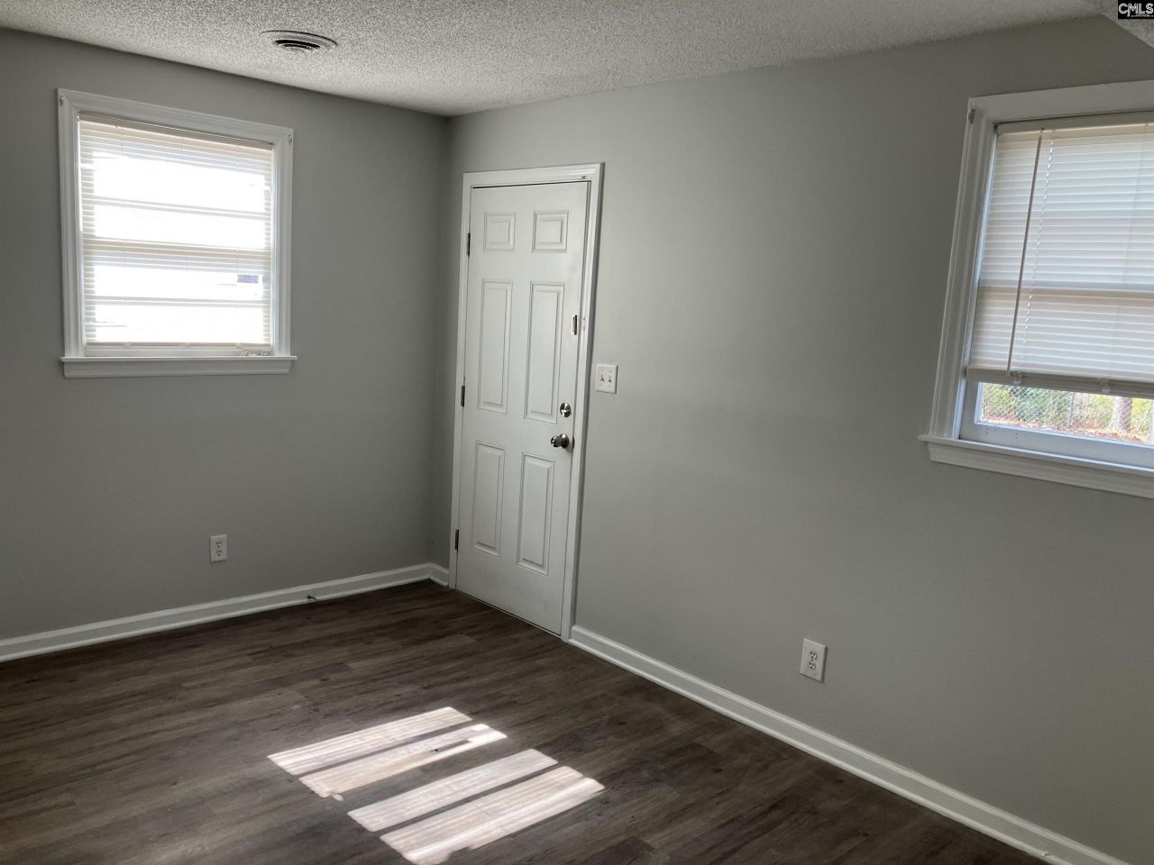 1806 Cheltenham Lane Photo 15