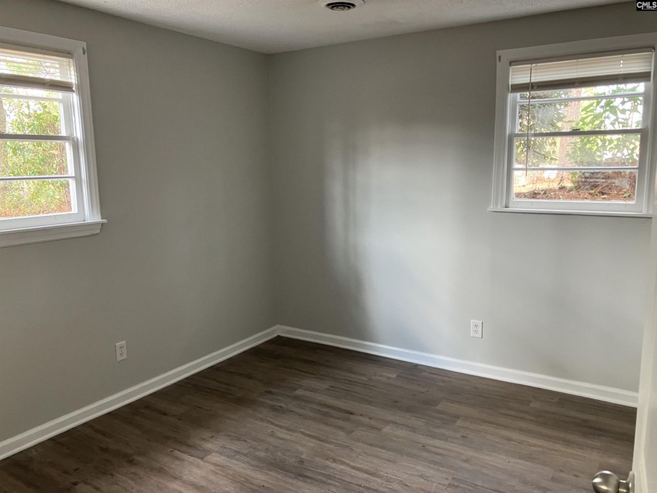 1806 Cheltenham Lane Photo 19