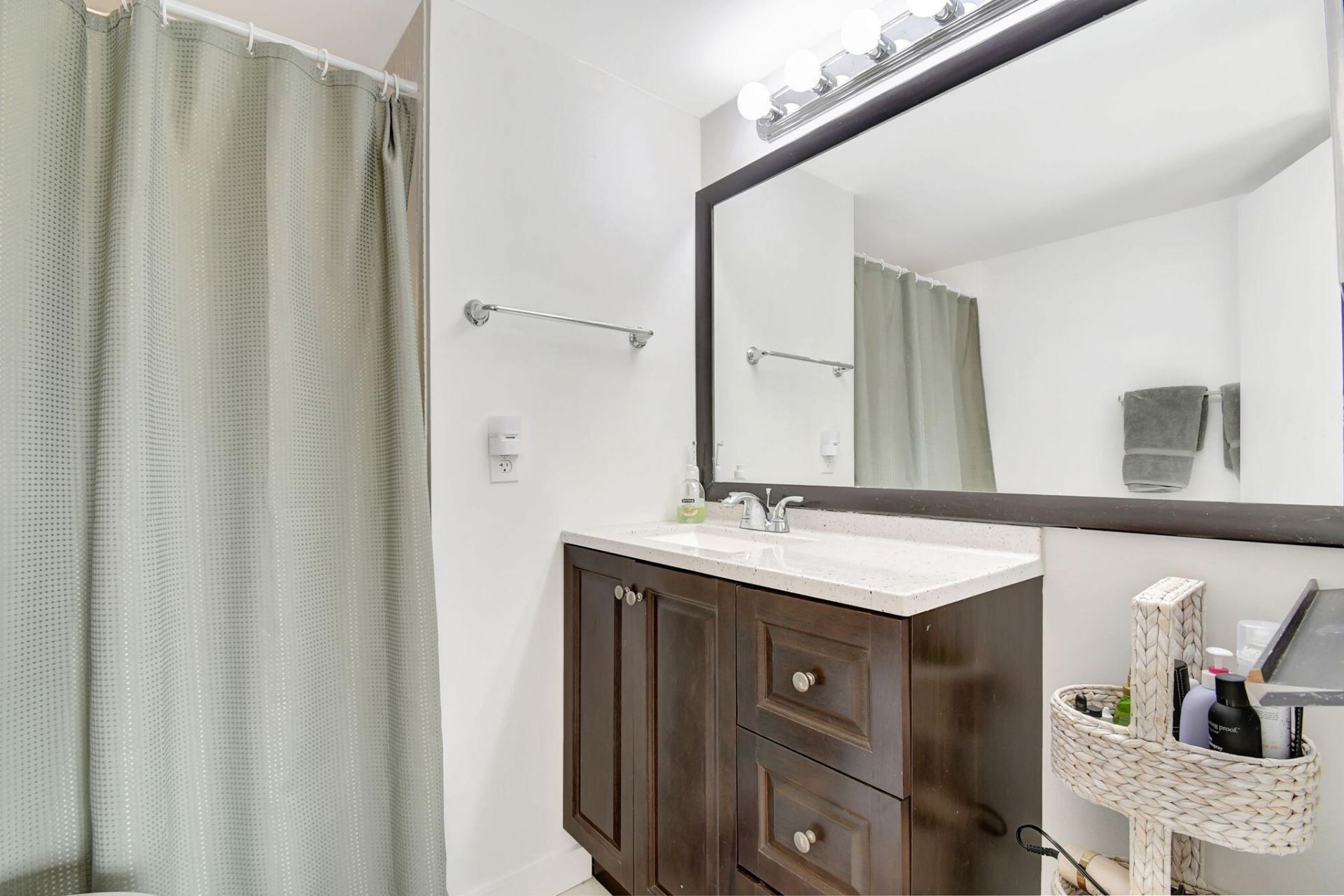 9261 Sunrise Lakes Boulevard, Unit 210, Sunrise, FL 33322 Photo