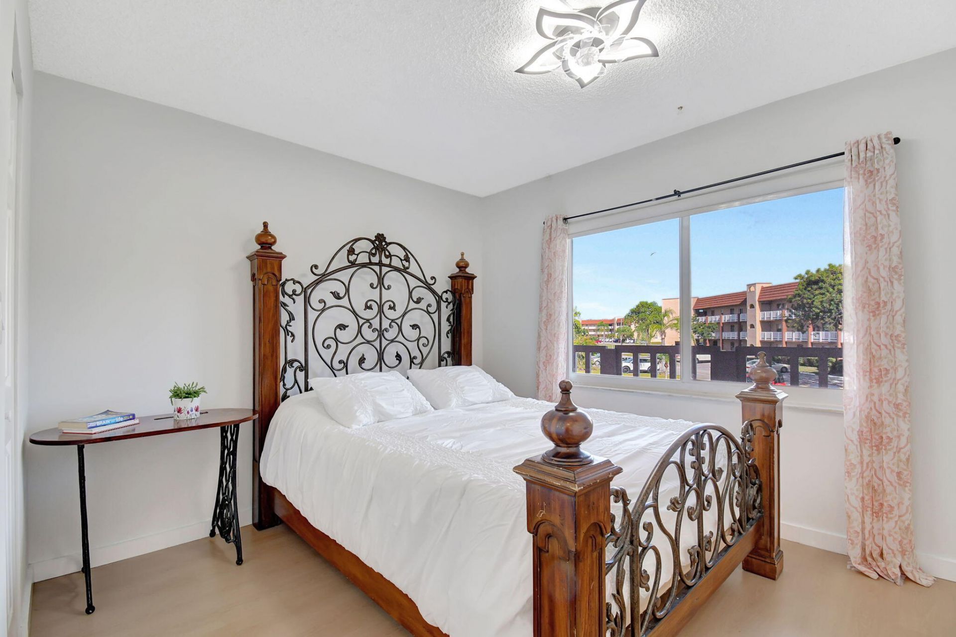 9261 Sunrise Lakes Boulevard, Unit 210, Sunrise, FL 33322 Photo