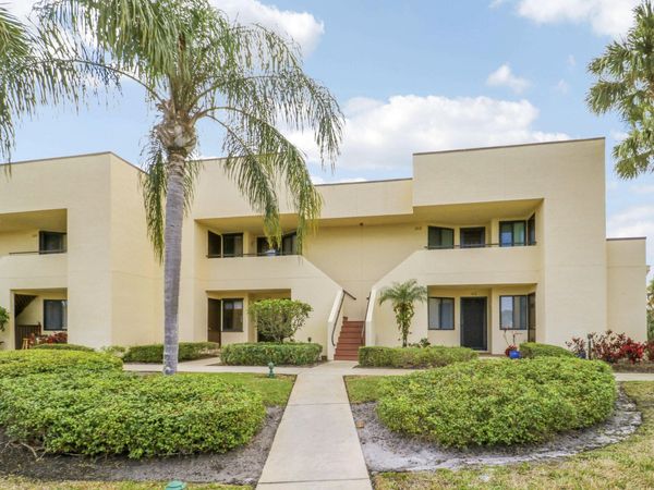 6980 SE Constitution Boulevard, Unit 105, Hobe Sound, FL 33455