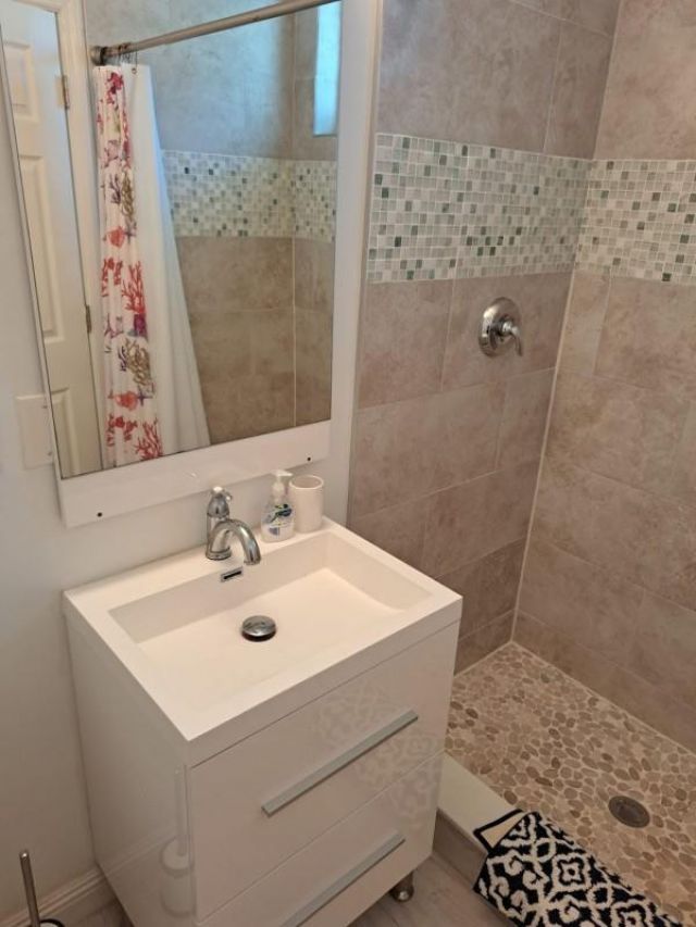 711 SE 16th Court, Fort Lauderdale, FL 33316 Photo