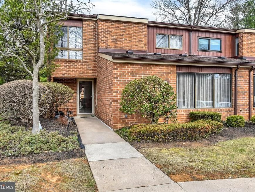 41 Stirrup Court, Unit 7, Baltimore, MD 21208 Main Photo