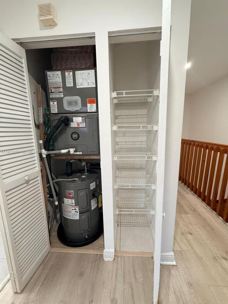 8240 NW 10th St, Unit 10, Miami, FL 33126 Photo