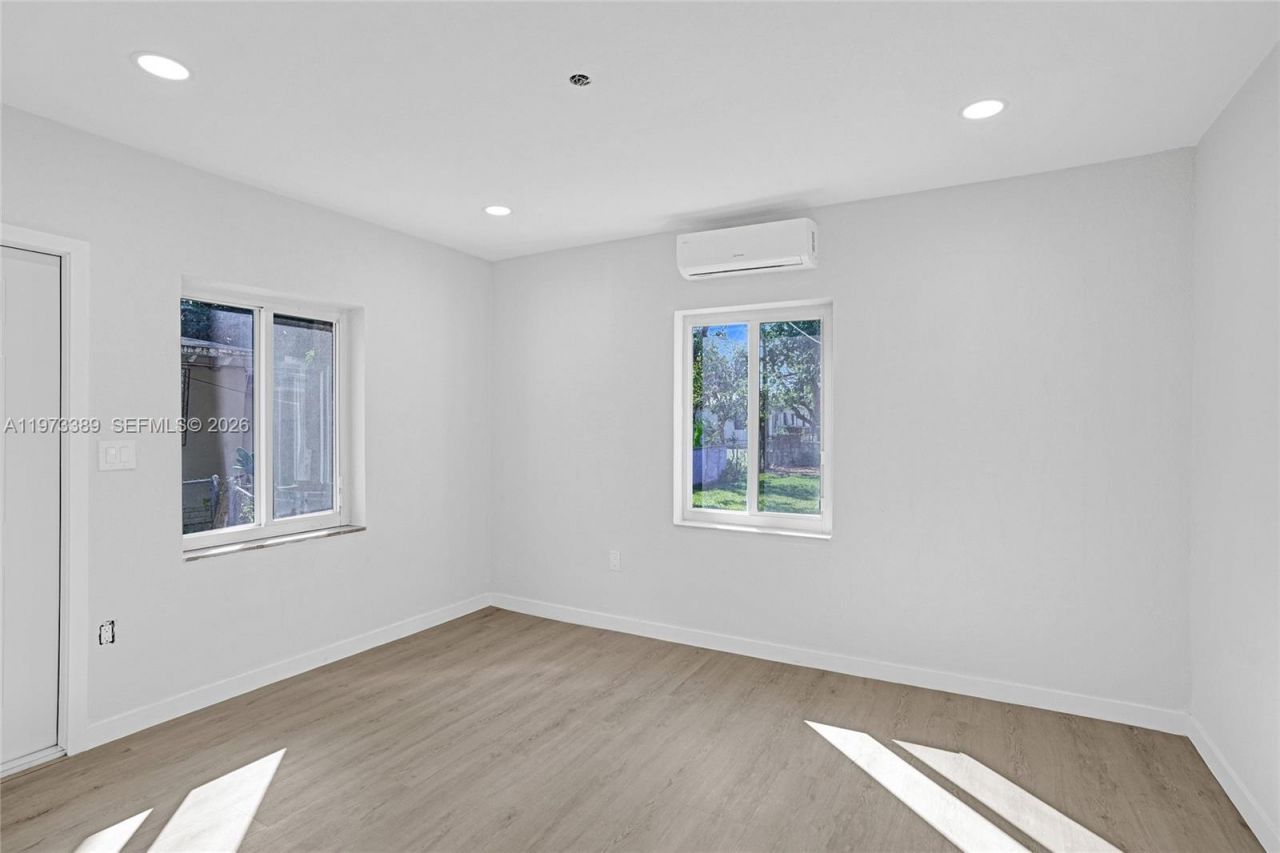 510 NW 105th St , Miami, FL 33150 Photo