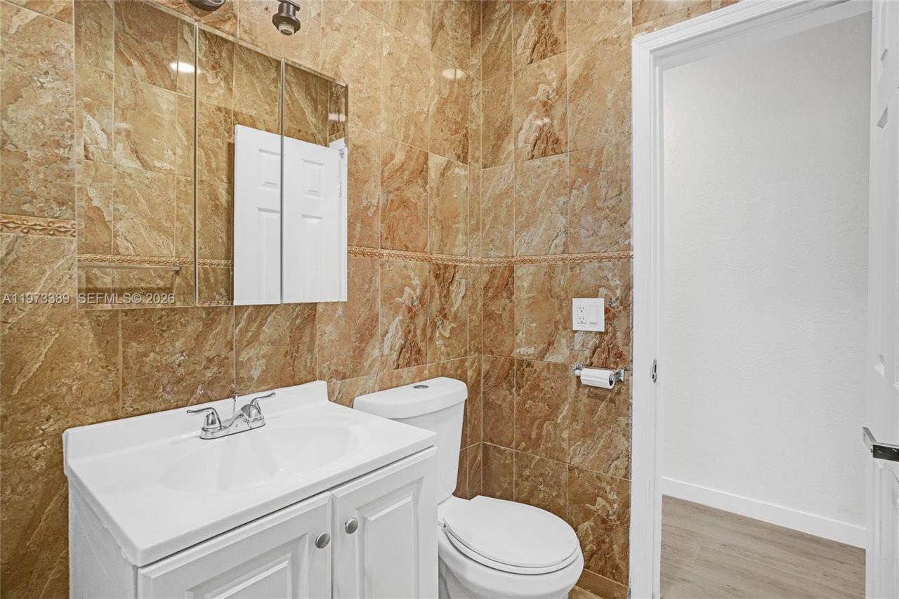 510 NW 105th St , Miami, FL 33150 Photo