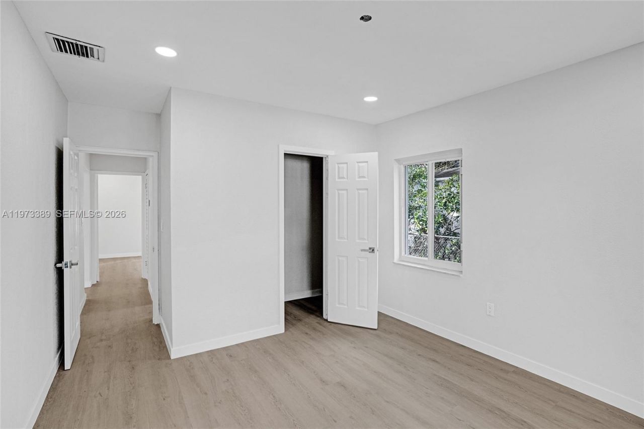 510 NW 105th St , Miami, FL 33150 Photo