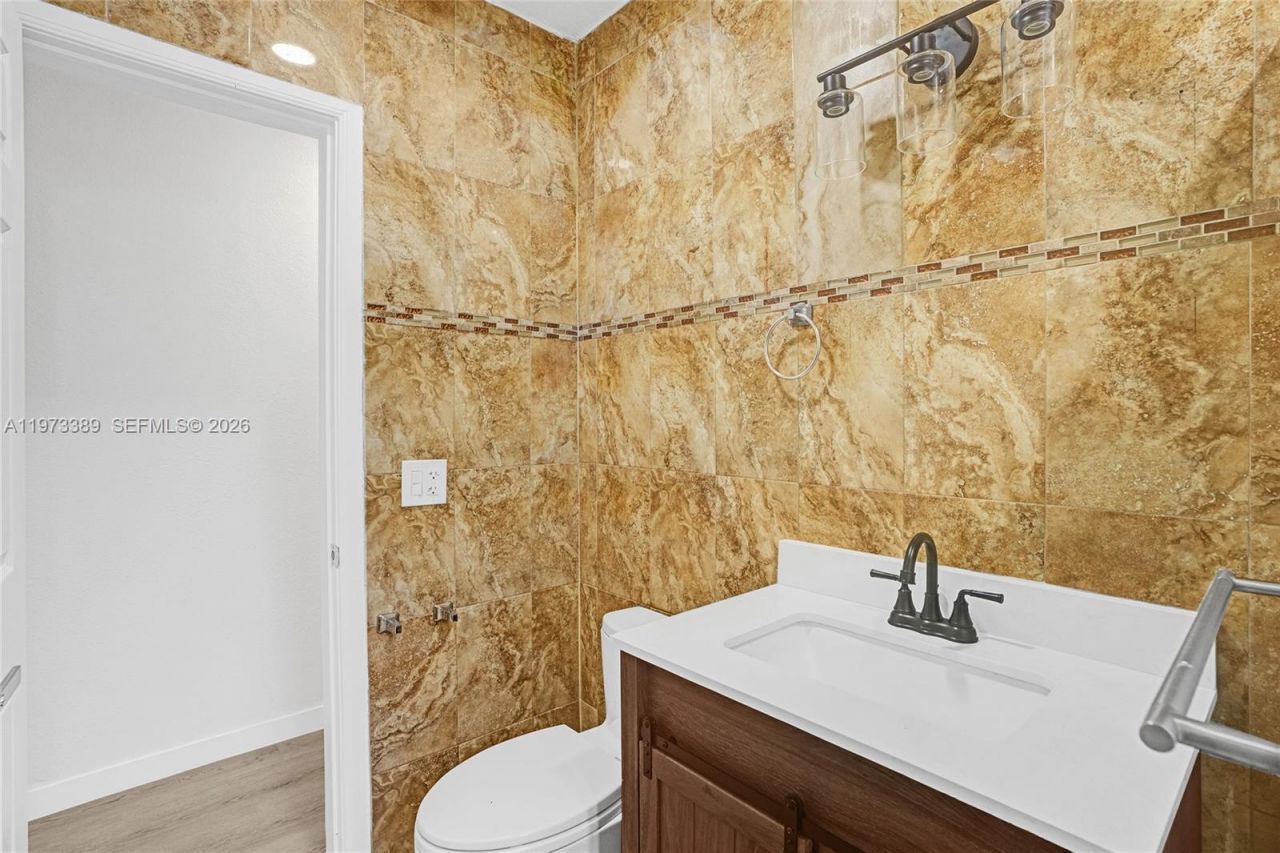 510 NW 105th St , Miami, FL 33150 Photo