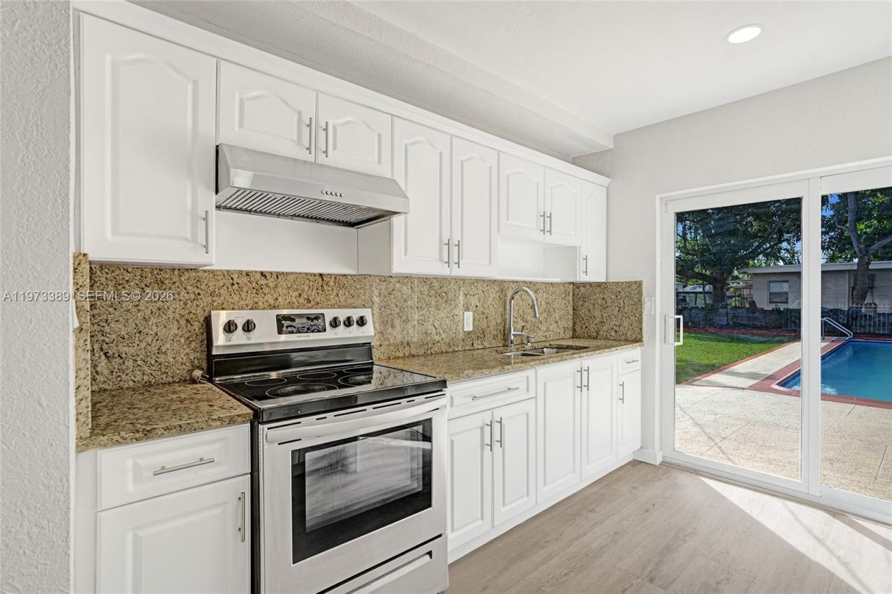 510 NW 105th St , Miami, FL 33150 Photo