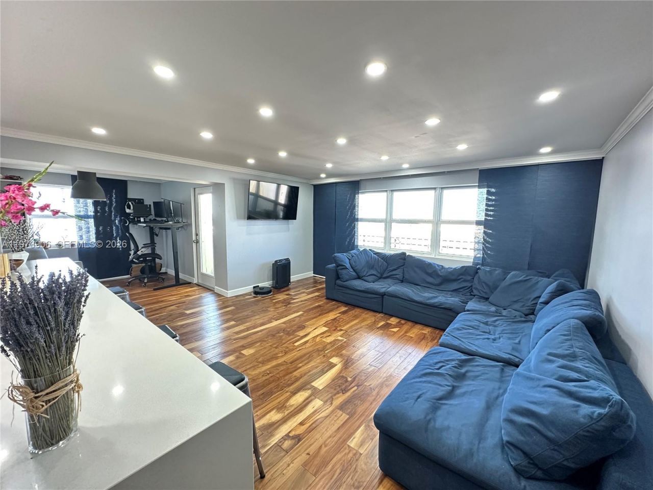 401 Golden Isles Dr , Unit 1013, Hallandale Beach, FL 33009 Photo