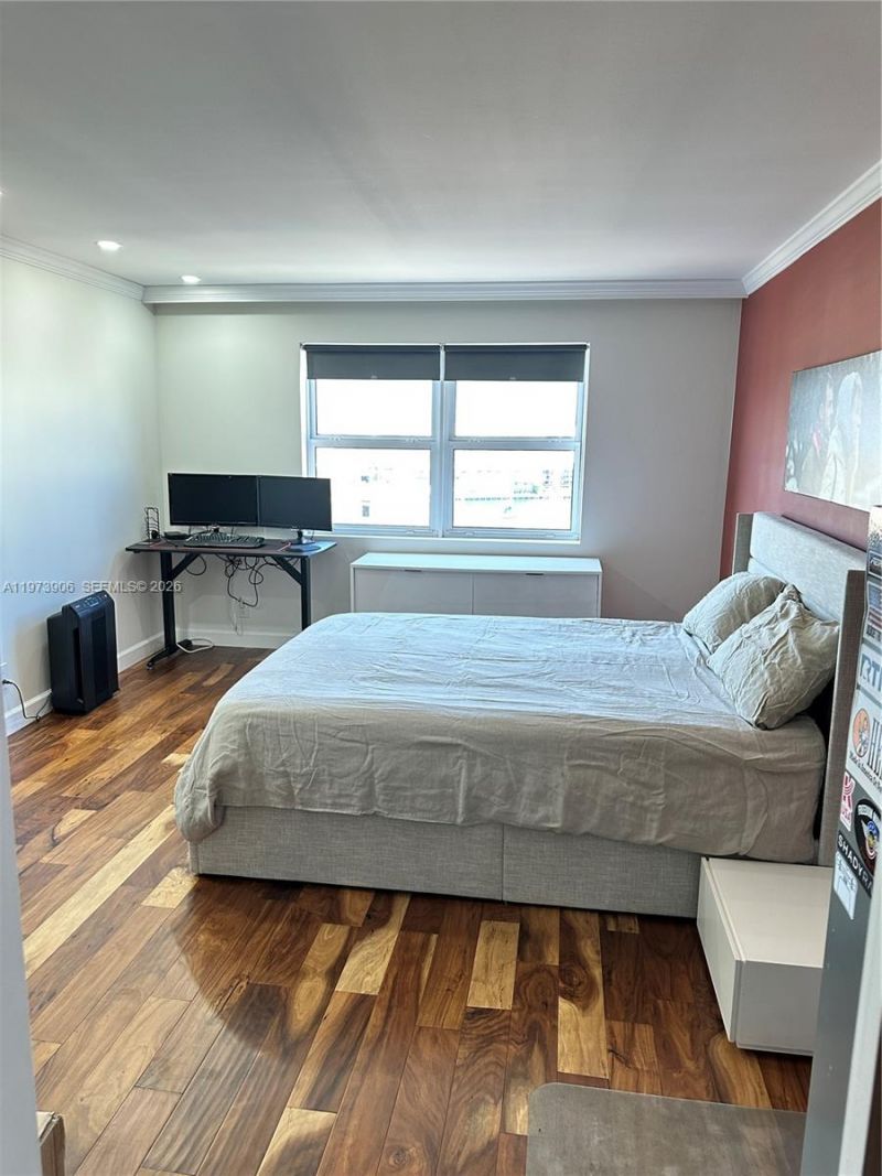 401 Golden Isles Dr , Unit 1013, Hallandale Beach, FL 33009 Photo