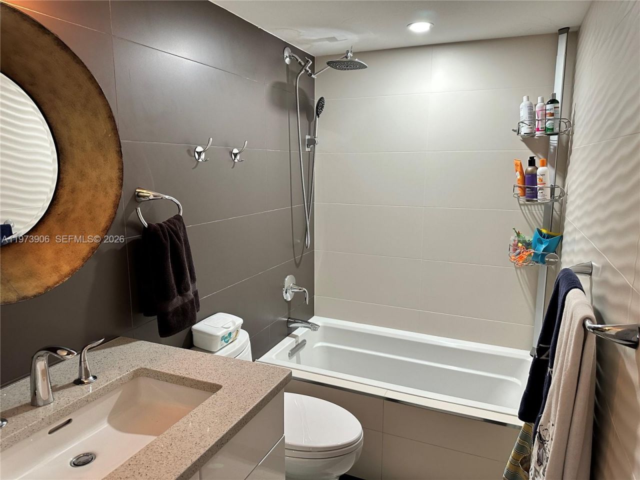 401 Golden Isles Dr , Unit 1013, Hallandale Beach, FL 33009 Photo