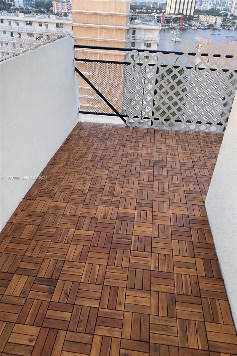 401 Golden Isles Dr , Unit 1013, Hallandale Beach, FL 33009 Photo