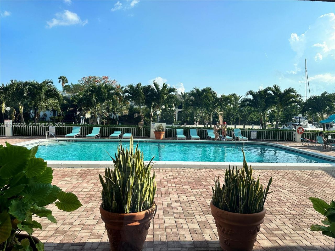 401 Golden Isles Dr , Unit 1013, Hallandale Beach, FL 33009 Photo