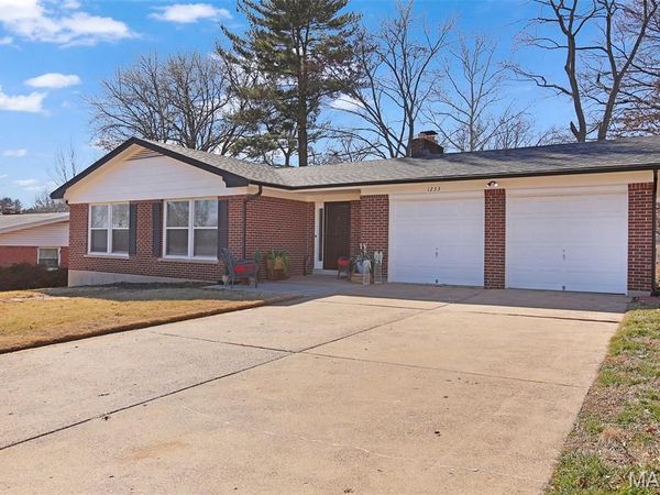 1233 Hudson Hills Drive, St Louis, MO 63135