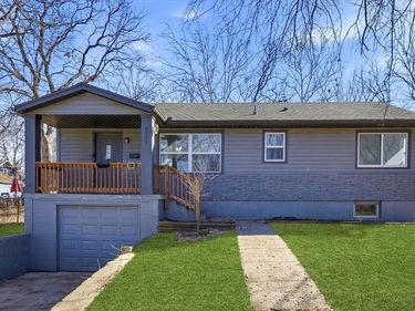 8121 Lydia Avenue, Kansas City, MO 64131