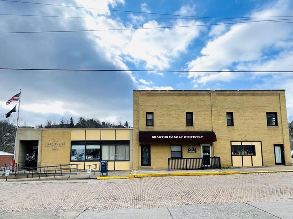 304 Riverview Drive, Sutton, WV 26601