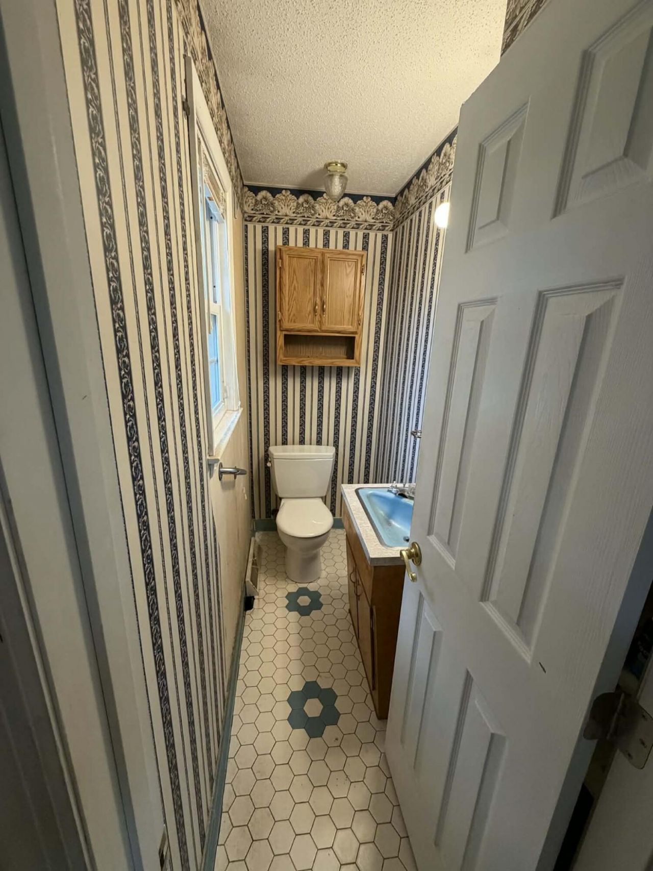 3871 Karen Drive Photo 6