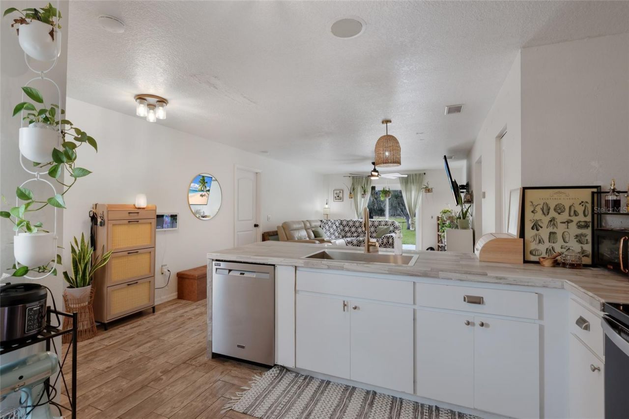 2731 Logue Road, Myakka City, FL 34251 Photo