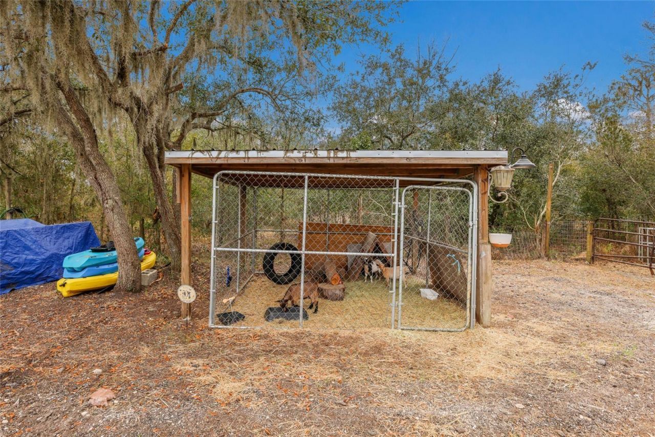 2731 Logue Road, Myakka City, FL 34251 Photo