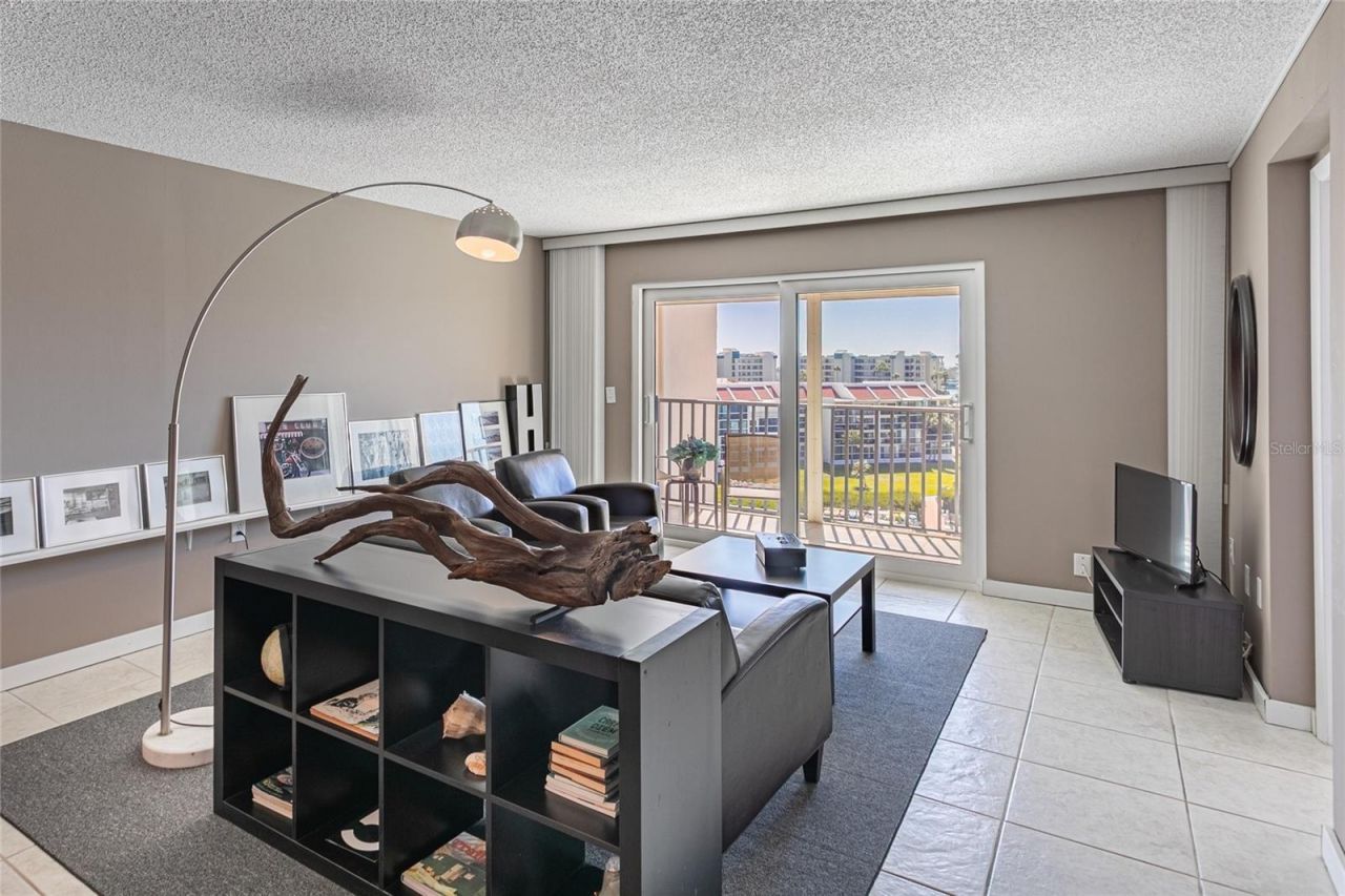 7600 Sun Island Drive S, Unit 707, South Pasadena, FL 33707 Photo
