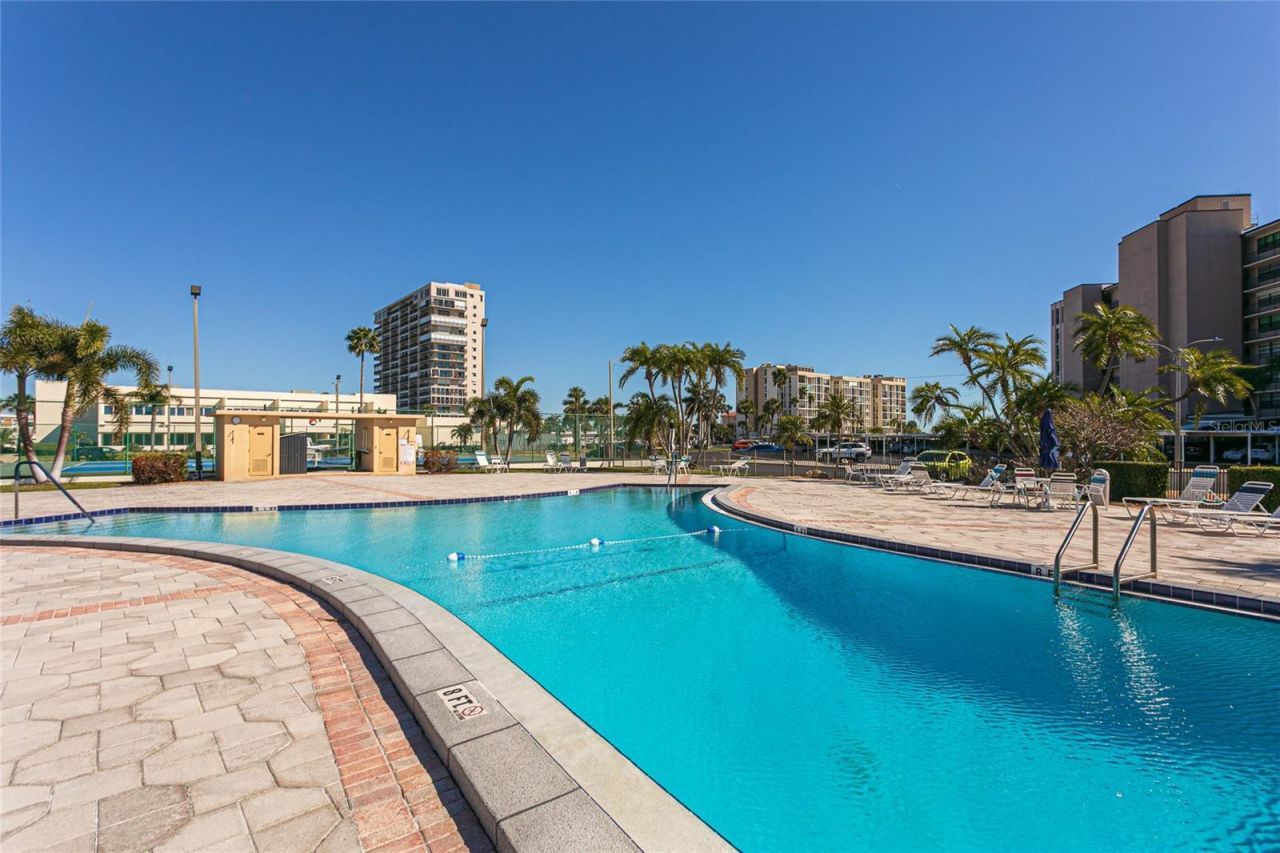 7600 Sun Island Drive S, Unit 707, South Pasadena, FL 33707 Photo