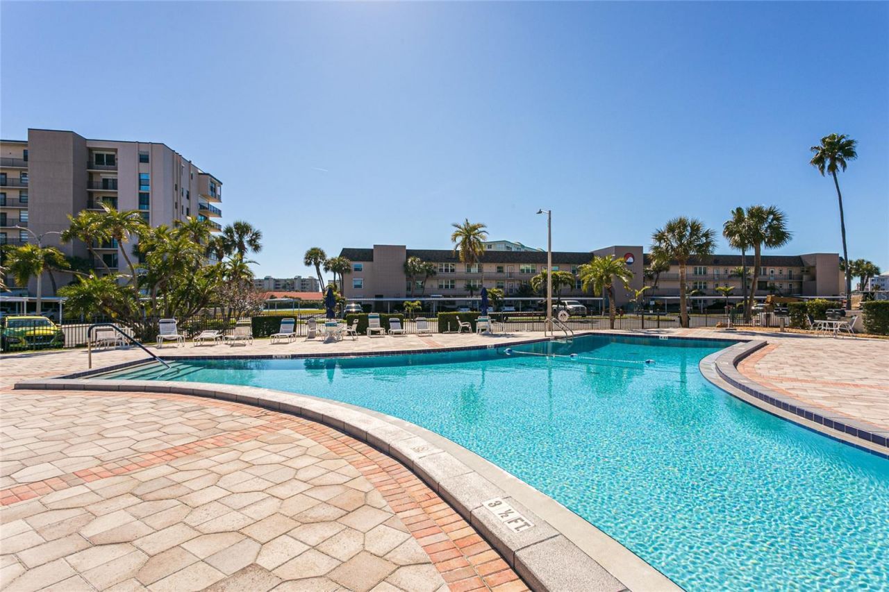 7600 Sun Island Drive S, Unit 707, South Pasadena, FL 33707 Photo