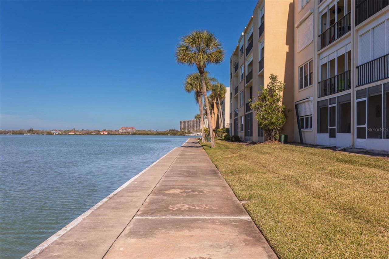7600 Sun Island Drive S, Unit 707, South Pasadena, FL 33707 Photo