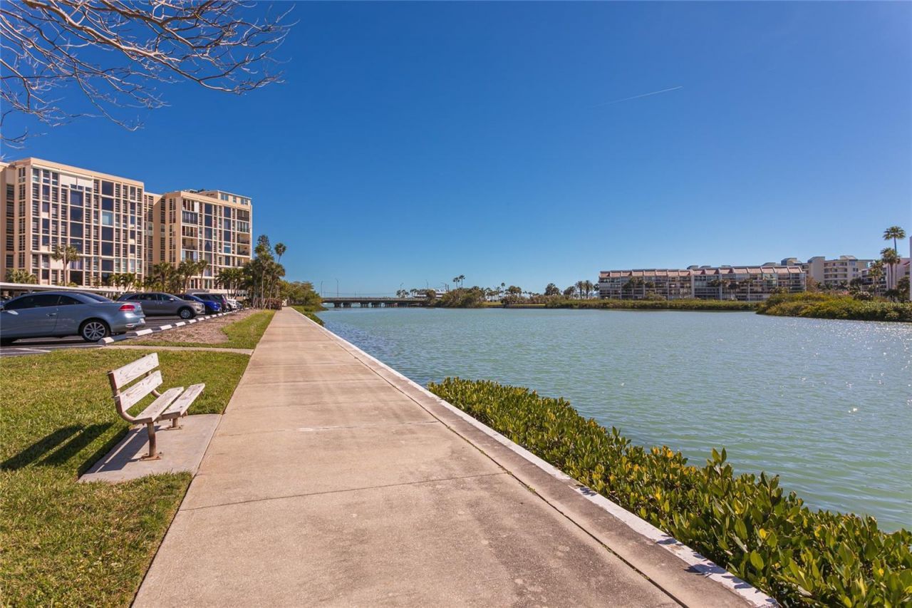 7600 Sun Island Drive S, Unit 707, South Pasadena, FL 33707 Photo