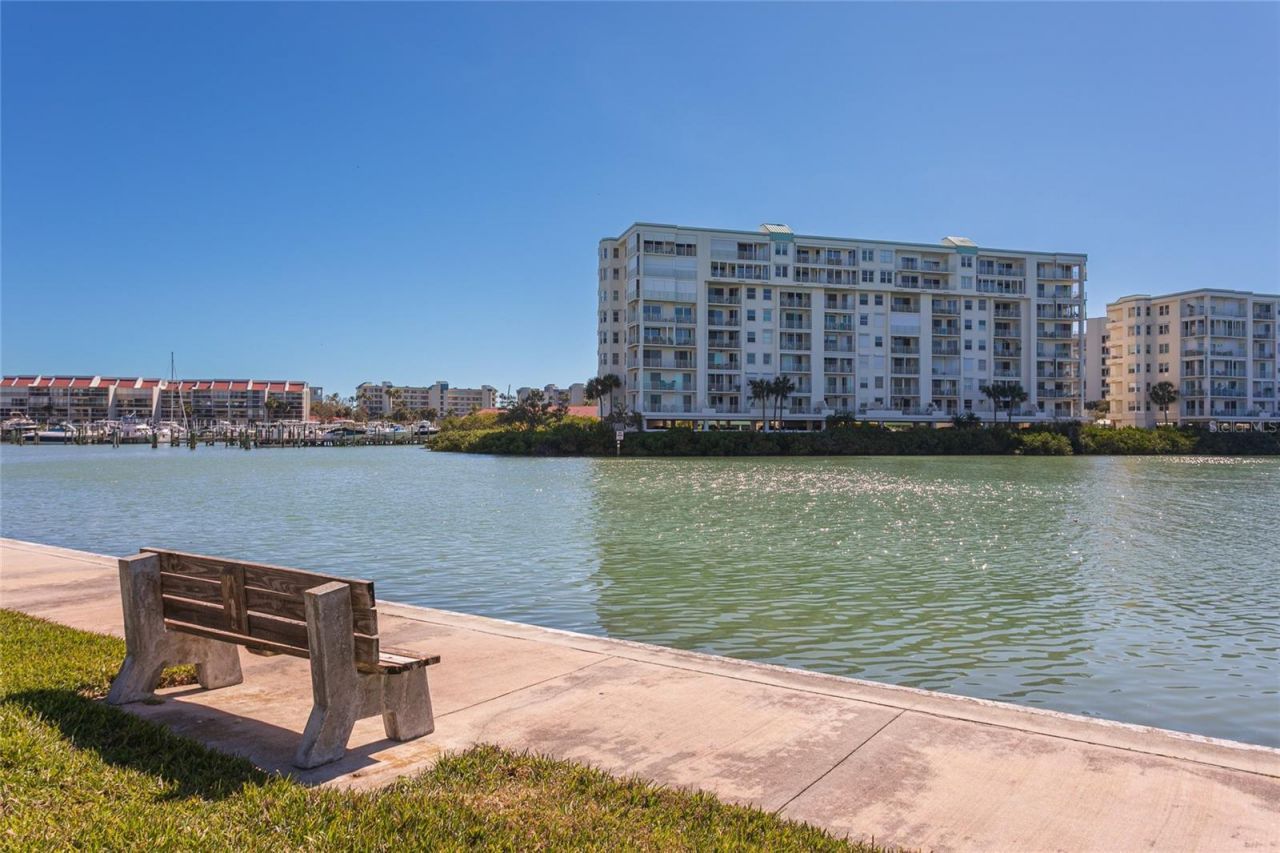 7600 Sun Island Drive S, Unit 707, South Pasadena, FL 33707 Photo