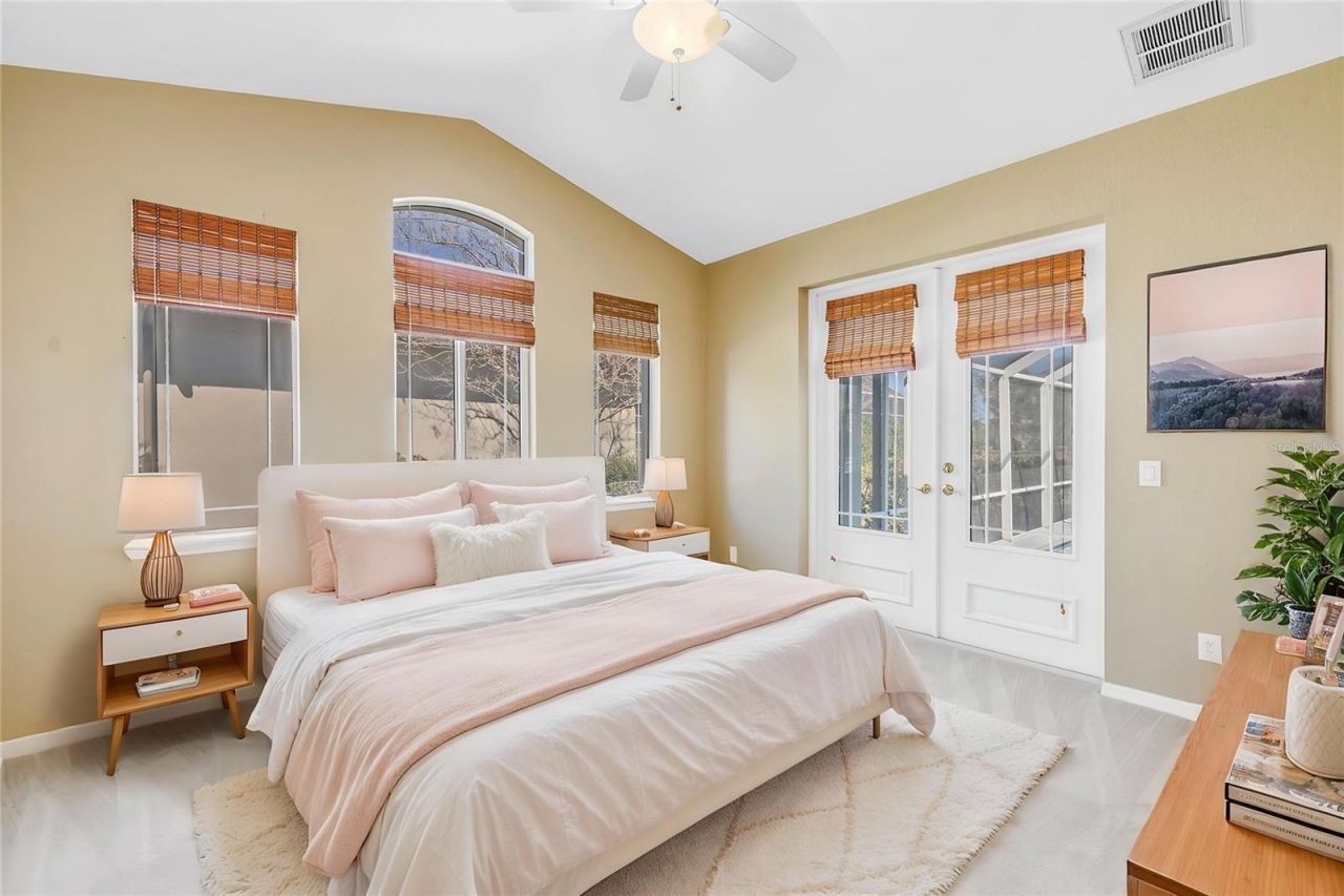 14365 Eagle Pointe Drive, Clearwater, FL 33762 Photo