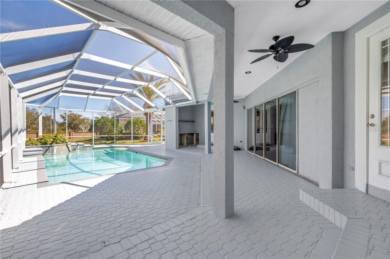 14365 Eagle Pointe Drive, Clearwater, FL 33762 Photo