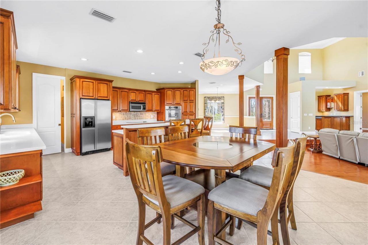 14365 Eagle Pointe Drive, Clearwater, FL 33762 Photo