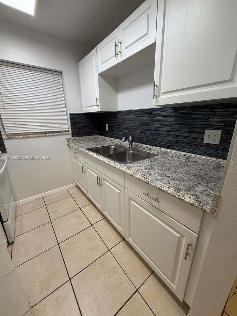 606 S C St , Unit 103, Lake Worth, FL 33460 Photo