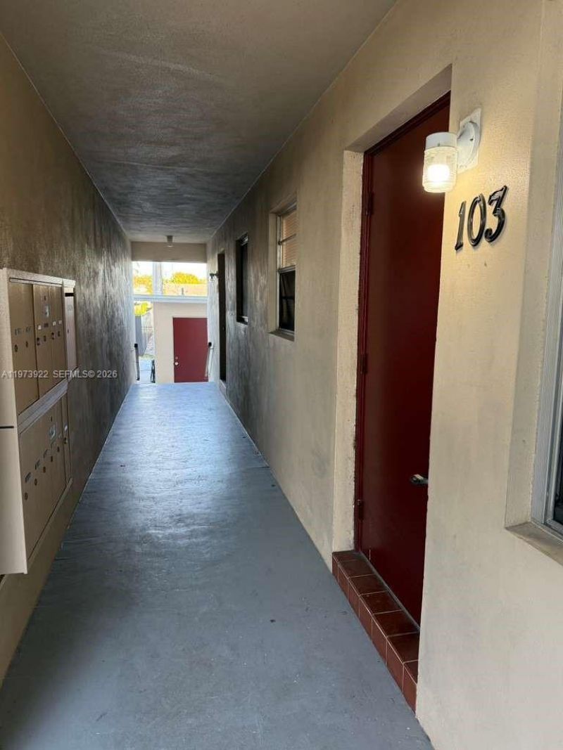 606 S C St, Unit 103, Lake Worth, FL 33460 Photo