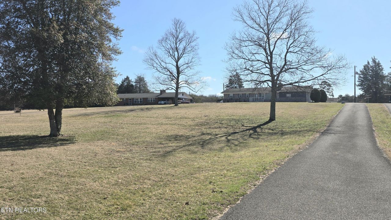 8200 Tazewell Pike, Corryton, TN 37721 Main Photo