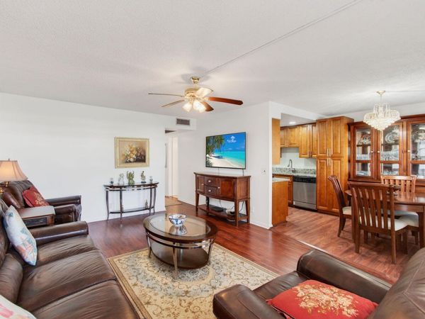 2035 Cornwall B, Boca Raton, FL 33434