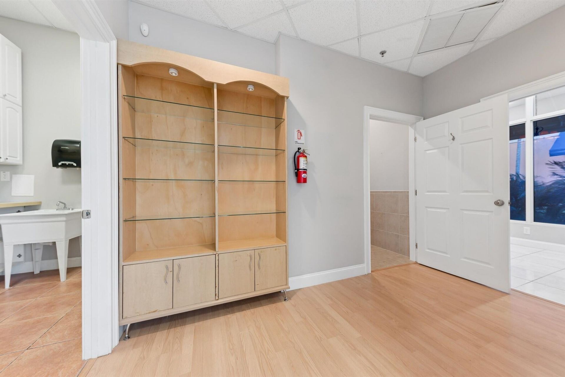 826 N Dixie Highway, Unit 11-15, Lantana, FL 33462 Photo