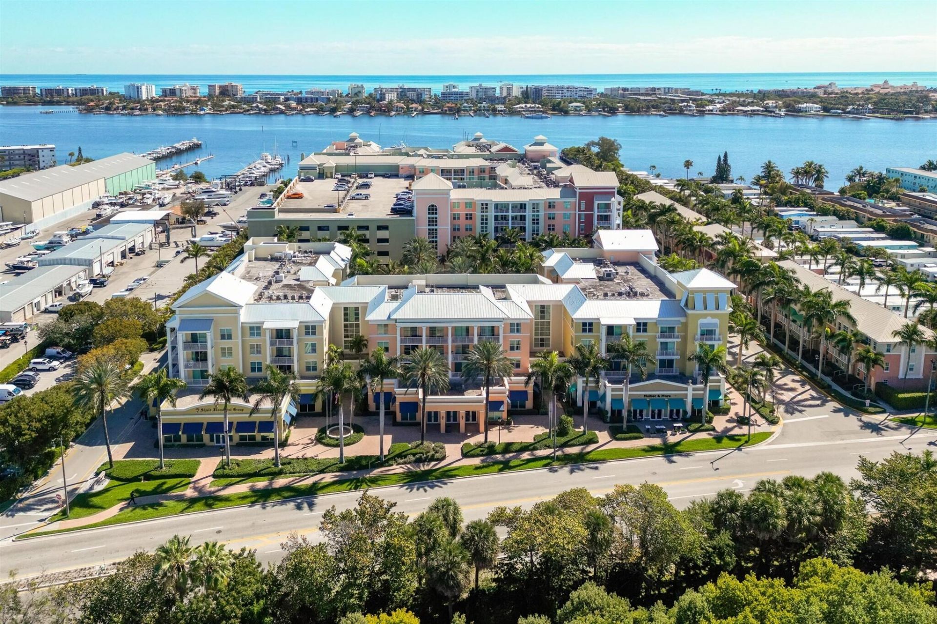 826 N Dixie Highway, Unit 11-15, Lantana, FL 33462 Photo